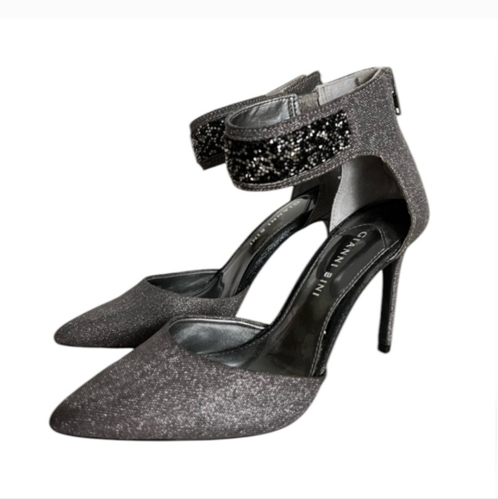 Gianni Bini Sparkly Dress Heels Size 7.5M - Silver